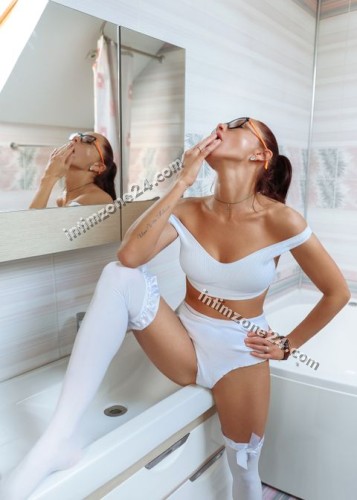 Алина